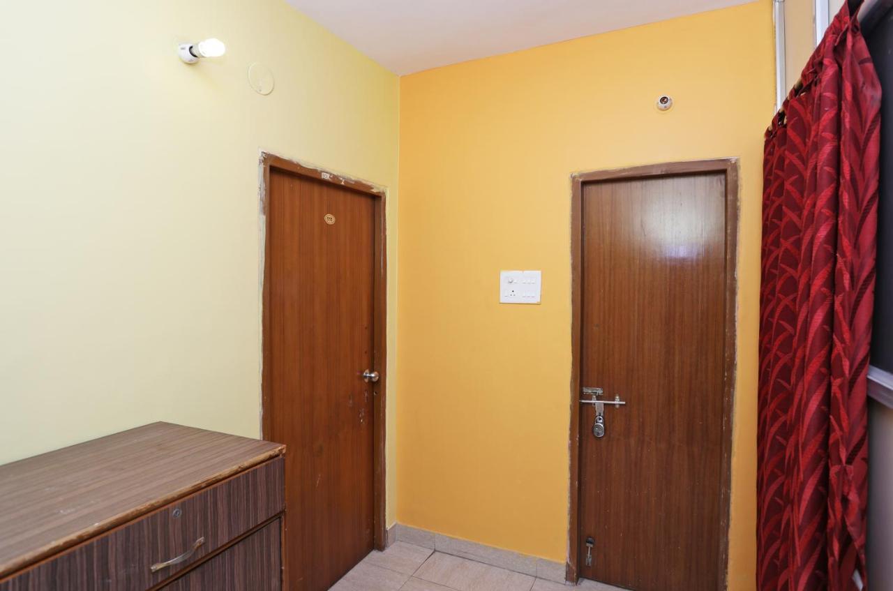 Oyo 14818 Sudarshan Apartment كولكاتا المظهر الخارجي الصورة